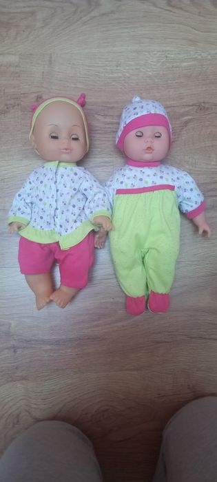 2 bonecos tipo nenuco