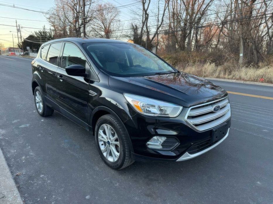 Ford Escape Titanium      2017