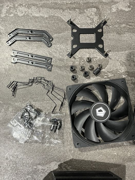 Процесорний кулер ID-COOLING SE-224-XT (180W TDP)