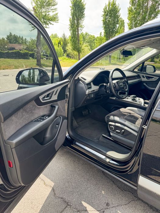 Audi q7 4m 2018 3.0 quattro