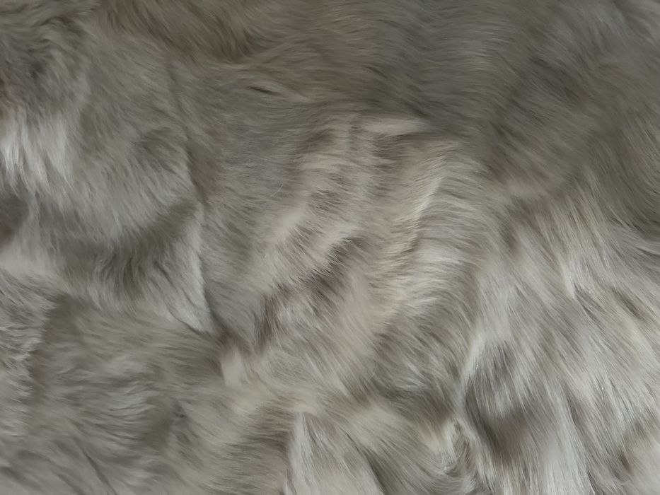 Narzuta, dywan skora owcza