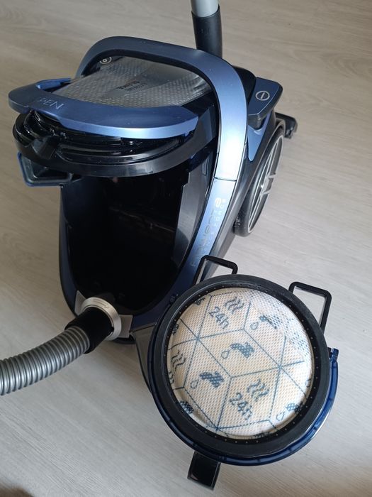 Aspirador sem saco - ROWENTA Silence Force Cyclonic Animal Care Pro- Azul