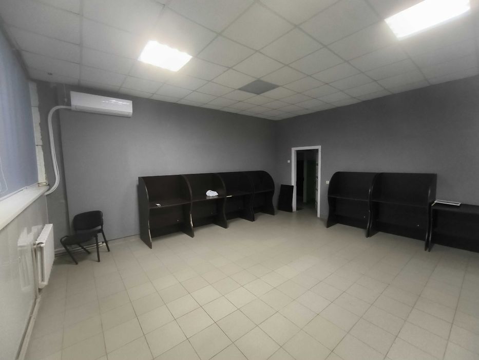 Офісно-виробничі приміщення 300кв.метрів, за ціною Однушкі ринок Нива!