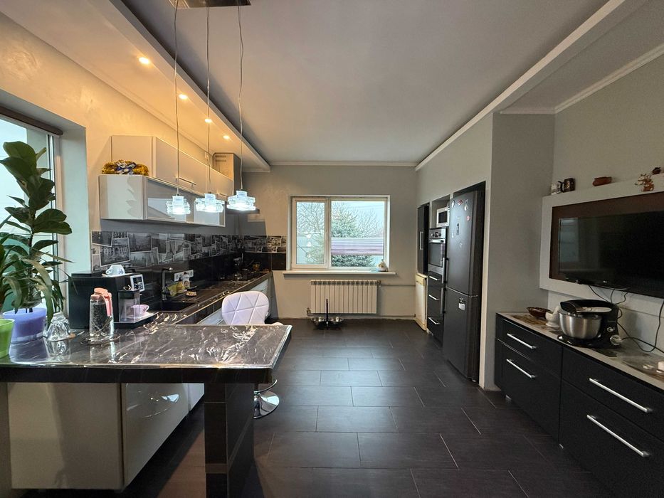 Продаж капітального 5кім будинку в м. Миронівка Є ВІДЕООГЛЯД