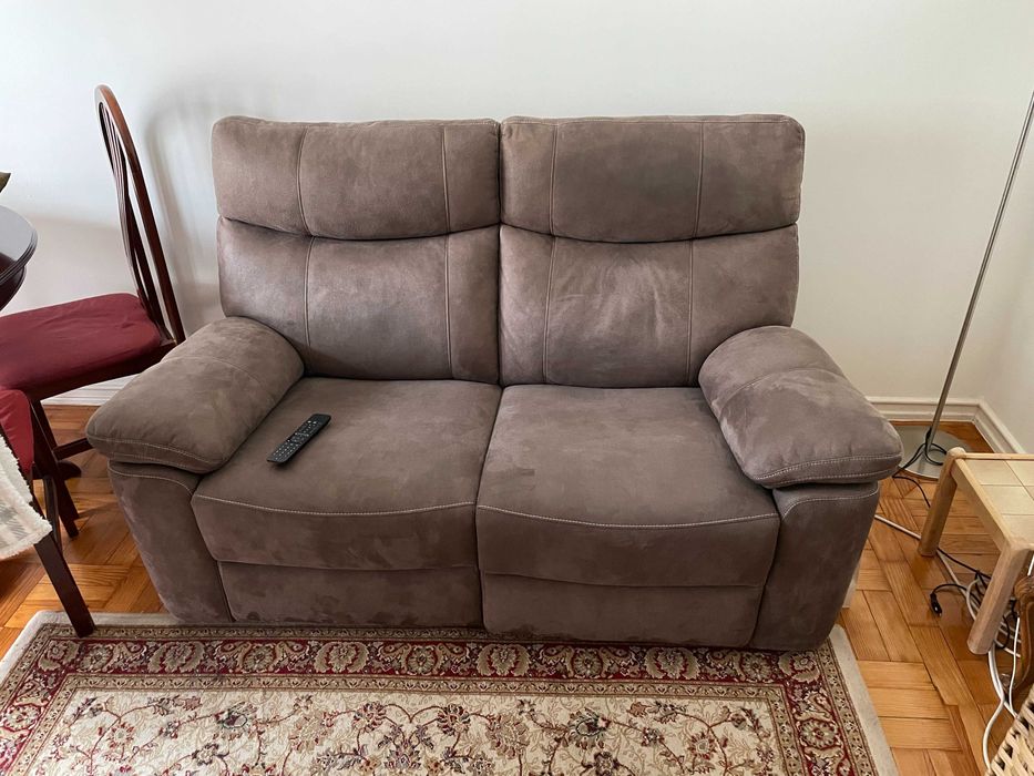 Sofá 2 Lugares com função reclinável