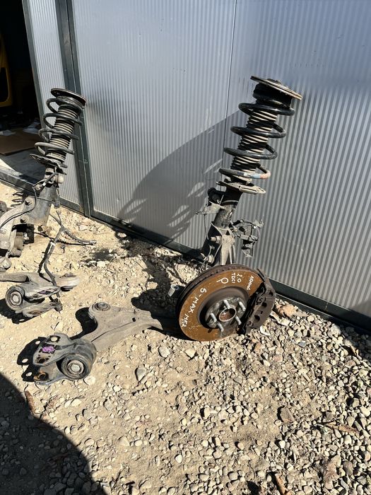 Zwrotnica Ford S-Max MK2 2.0 TDCI