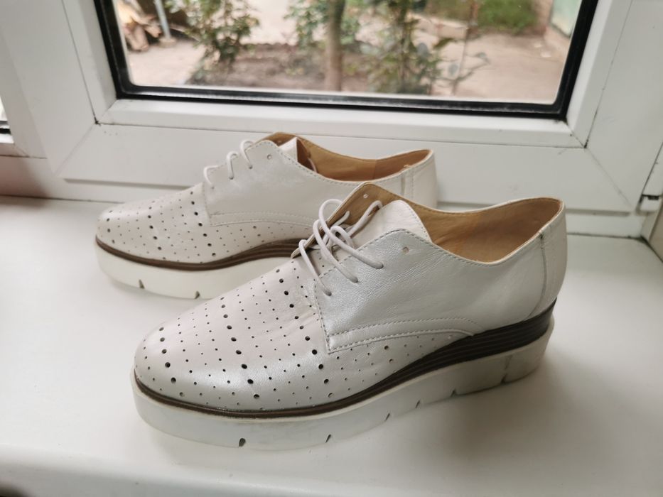 Кожаные туфли Geox Индонезия