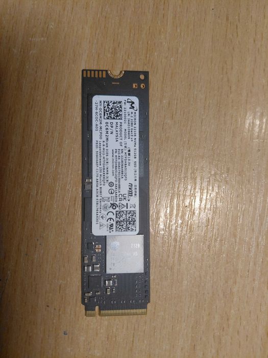 Dysk SSD Micron 2210S 512GB M.2 2280 NVMe PCIe 3.0 x4 SSD (MTFDHBA512QFD)