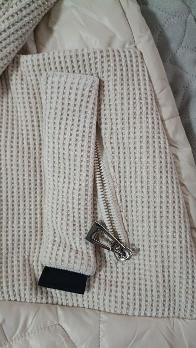 Sprzedam elegancką kurtkę damską .z dodatkami  zamszu