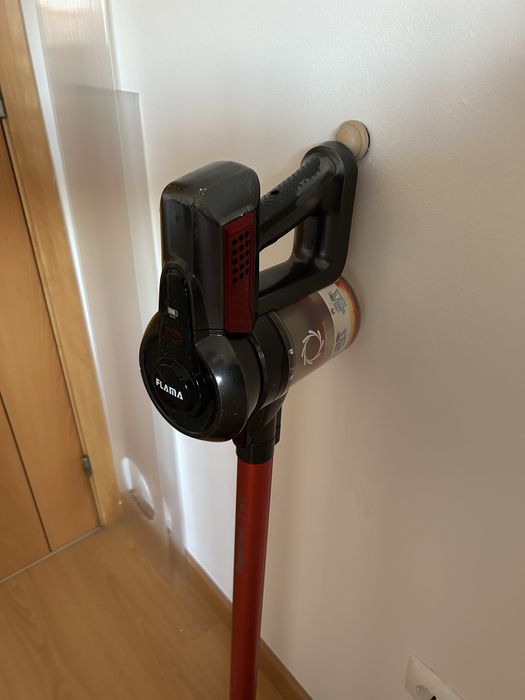 Aspirador vertical flama