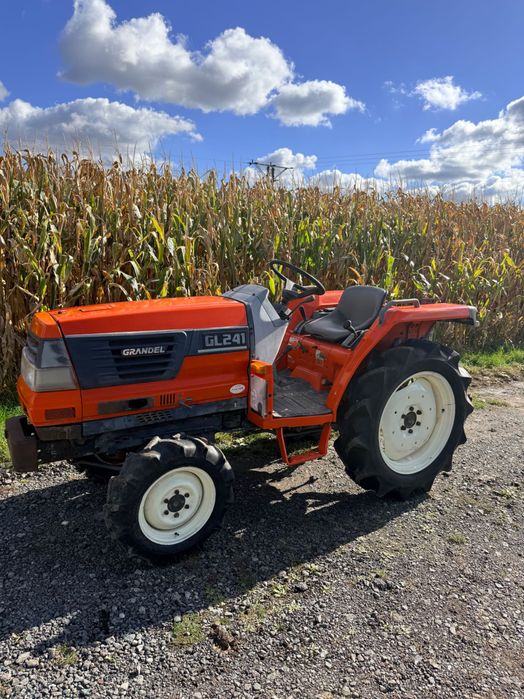 KUBOTA GL241 - Japonski Mini Traktorkek 4x4 - 24 KM
