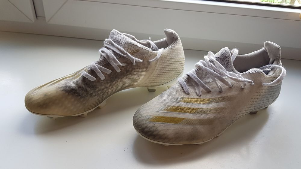 Buty piłkarskie ROZ. 39 1/3