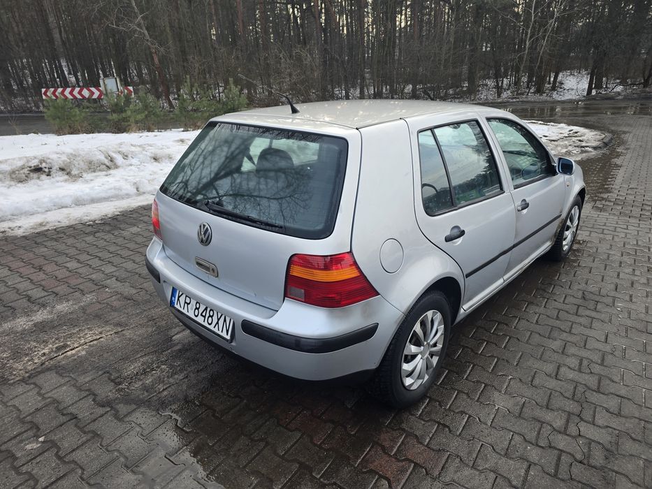 Volkswagen Golf IV 1.6 Benzyna 180 tys Przebiegu
