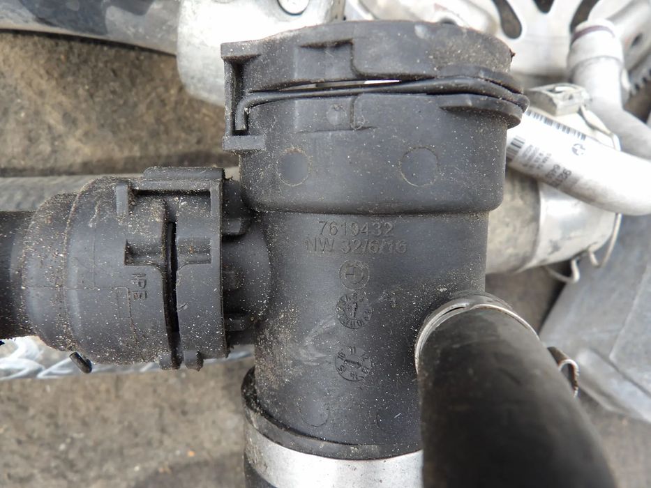 BMW - F20,F30 - PRZEW OD POWIETRZA - 7619432