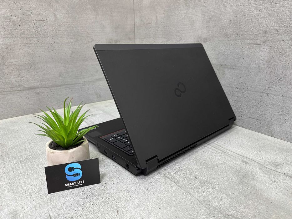 I7-8750H/15.6"/Nvidia/32gb ddr4/Ігровий ноутбук Fujitsu H780/512 ssd