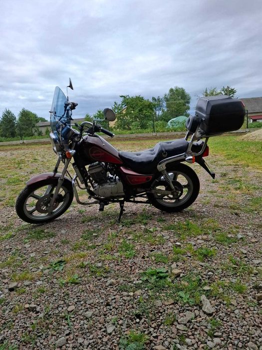 Motocykl 125 Hyosung Cruise II 2000 r.