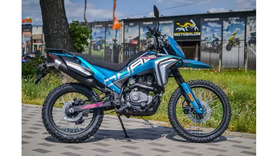 Мотоцикл CFMOTO 230 L