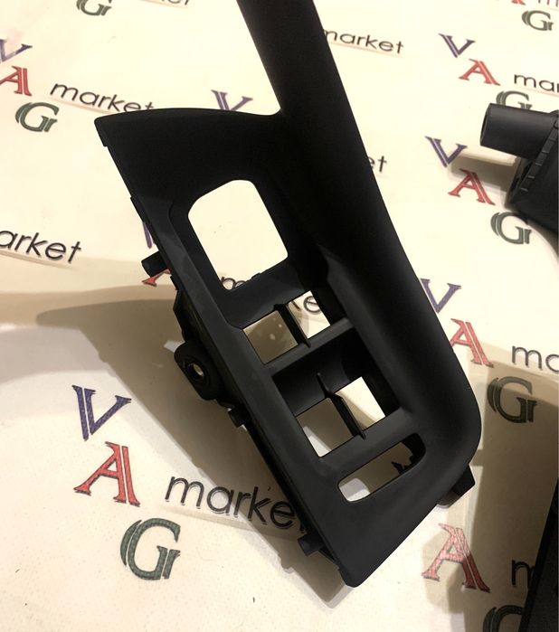 Дверна ручка VW Passat B8