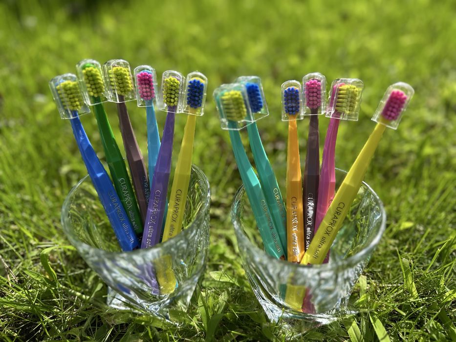 Дитяча зубна щітка Curaprox CS 7600 Smart