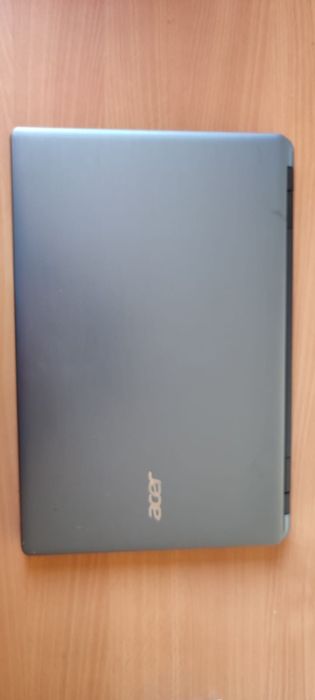 Portátil Acer Aspire E5-571 Avariado