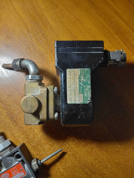 Электромагнитный клапан HERION