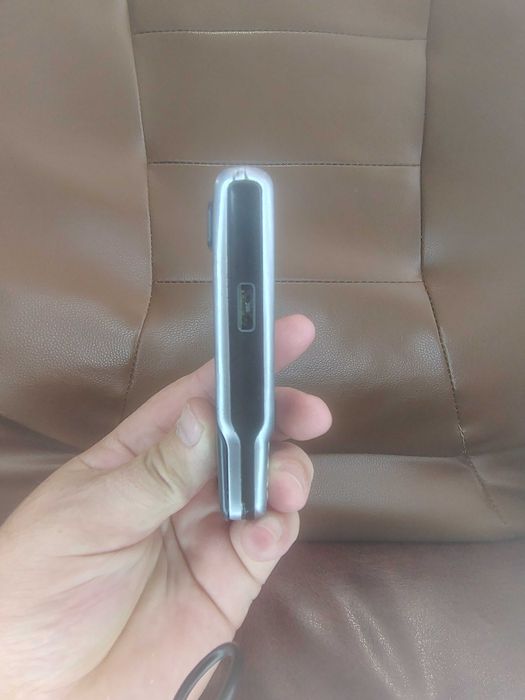 Продаж телефонів Nokia 7610 та 3230
