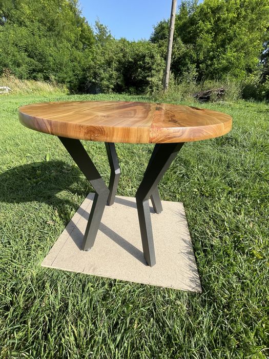 Стіл в стилі лофт D80см з черешні.