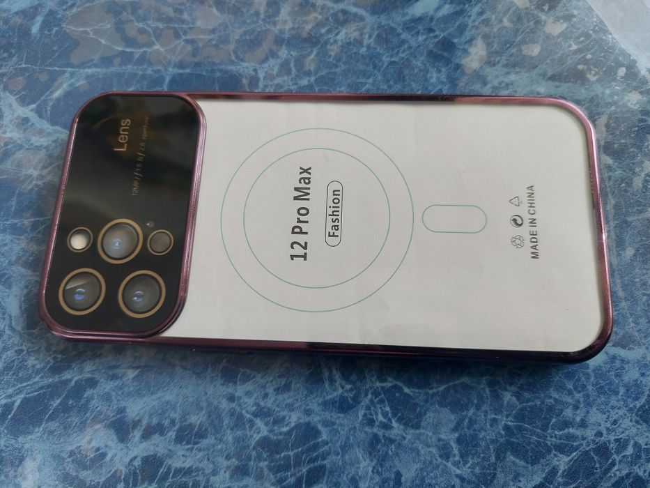Продам чохол iPhone 12 pro max
