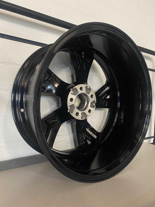 Alufelgi 19 5x112 Et30 Audi A3 A4 B9 A5 A6 C8 C7 A7 A8 D5 Q3 Q5 S3 S5