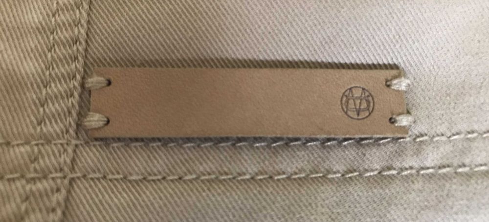 Spodnie męskie typu chinosy firmy Massimo Dutti, rozmiar 40
