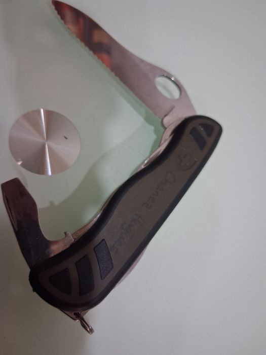 VICTORINOX Оригінальний ніж військової армії Швейцарії