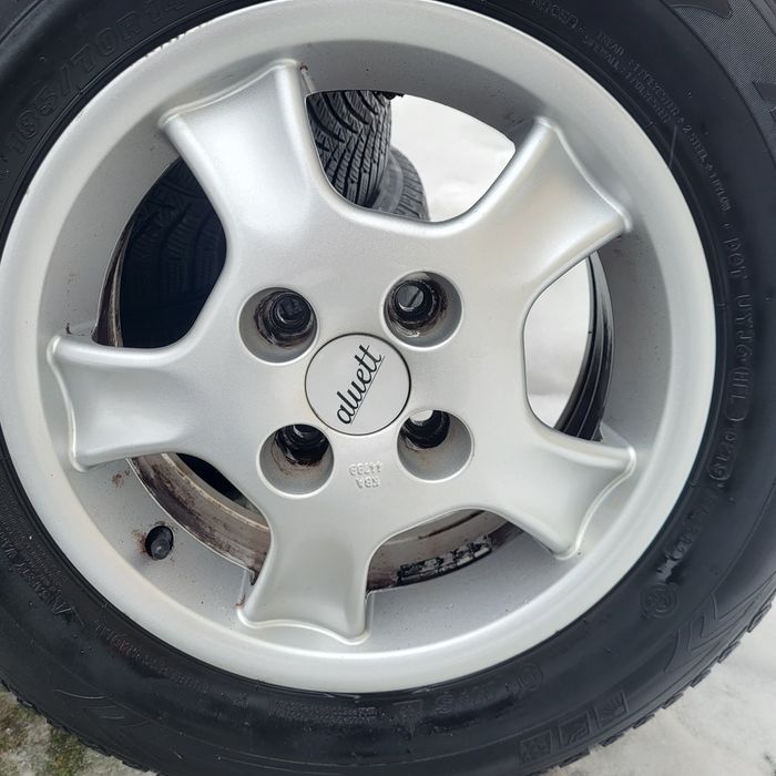 R14 4 100 et37 6j vw polo golf lupo skoda seat dacia toyota Renault