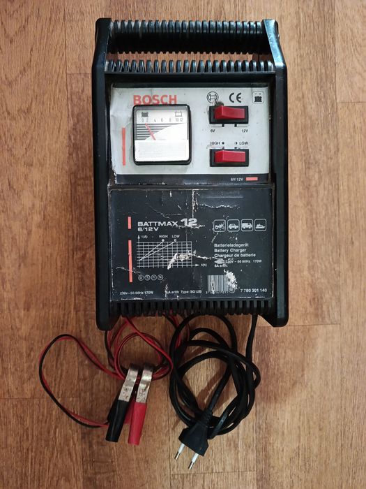 Зарядное устройство Bosch Battmax12