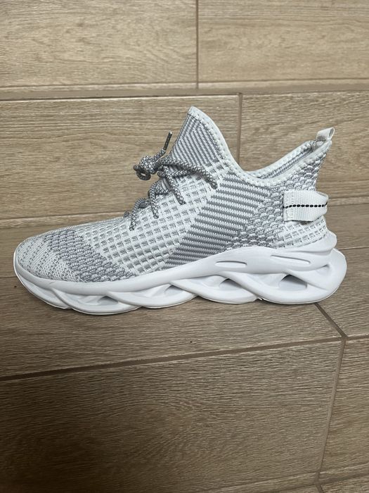 Кросівки Blade