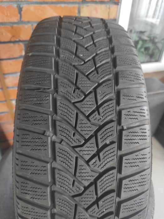 Шины зима 205/60R16.