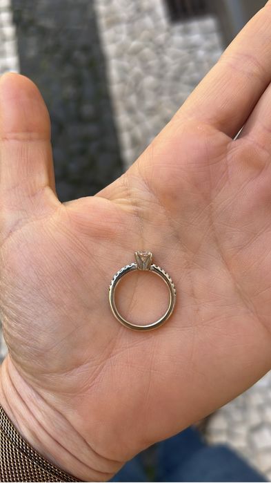 Anel noivado com diamante - GIA