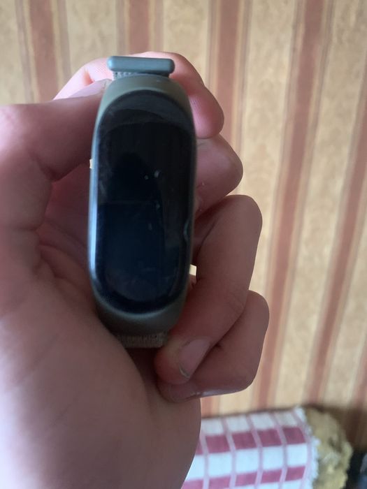 продам фітнес браслет Мі7 без NFC