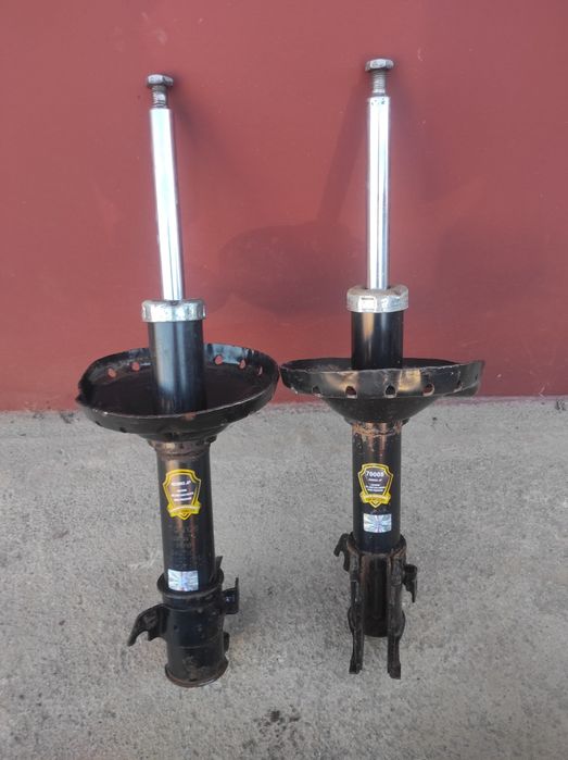 Стойка амортизатор передній задній Subaru legacy 03-09 рік та інше