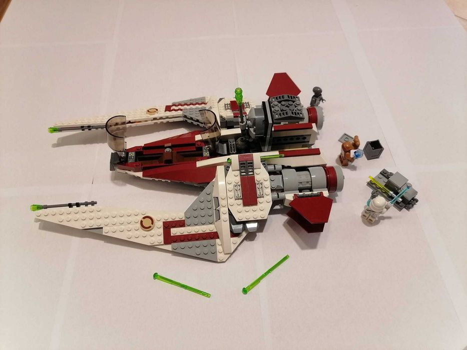 LEGO 75051 Star Wars  Myśliwiec Jedi Scout