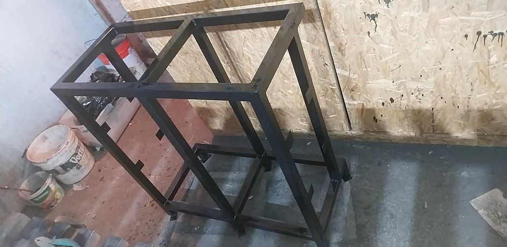 Stelaże pod akwaria