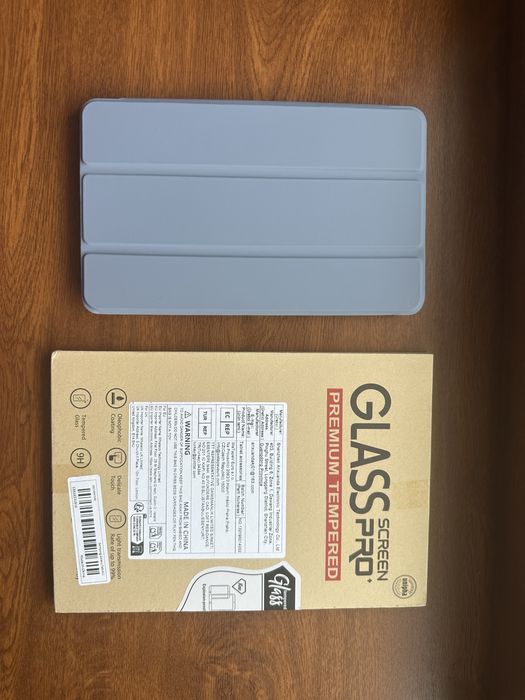 Новий чохол на планшет samsung tab A11, 8,7,захисне скло 2 шт.