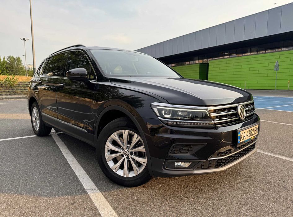 Volkswagen Tiguan 2018 2.0 чудовий стан