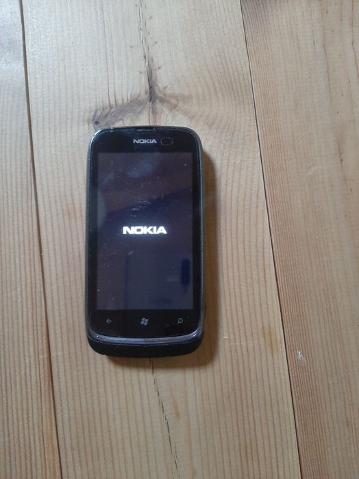 Nokia lumia 610 preto