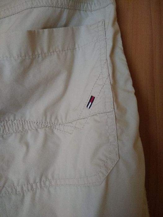 Tommy Hilfiger spodnie typu bermudy, Rozmiar L