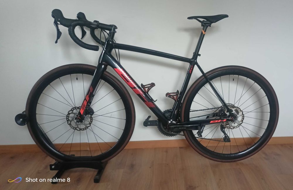 Rower szosowy BH Ultralight Evo - cena bez kompletnych kół