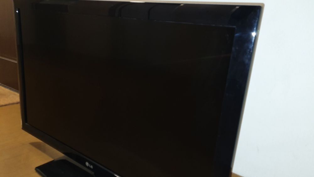 Telewizor LG 42 LD450 FULL HD