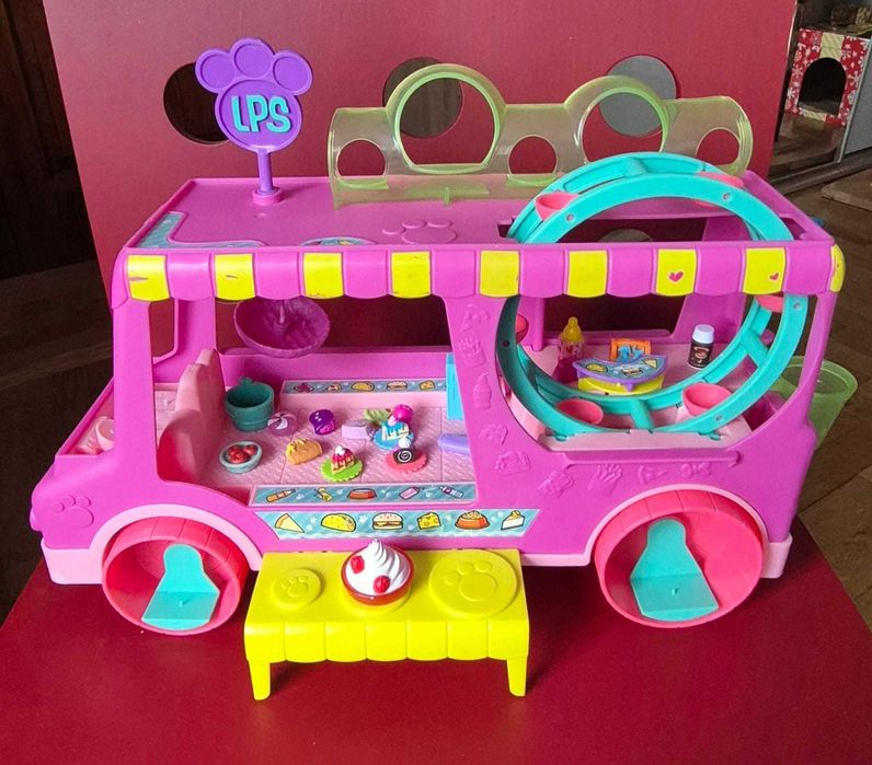Auto Food Truck Littles Pet Shop oraz Zestaw Fantazyjnych Zwierzaków