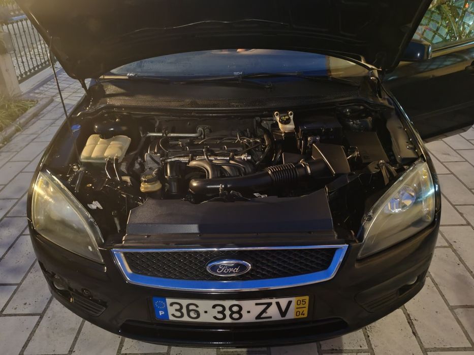 Ford Focus 1.4 gasolina foto 5