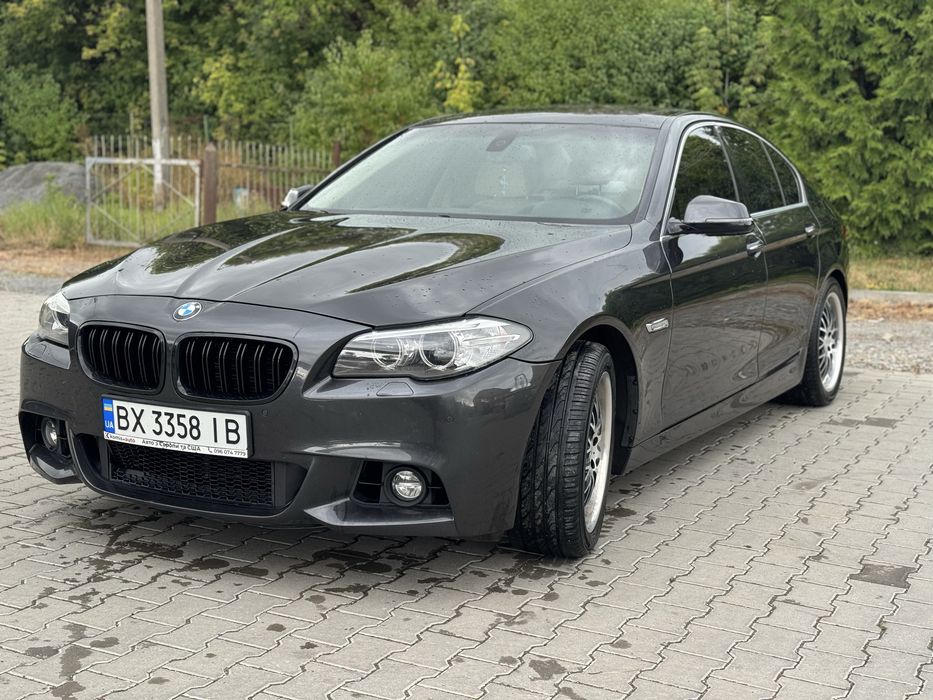 Bmw f10 2013 рік