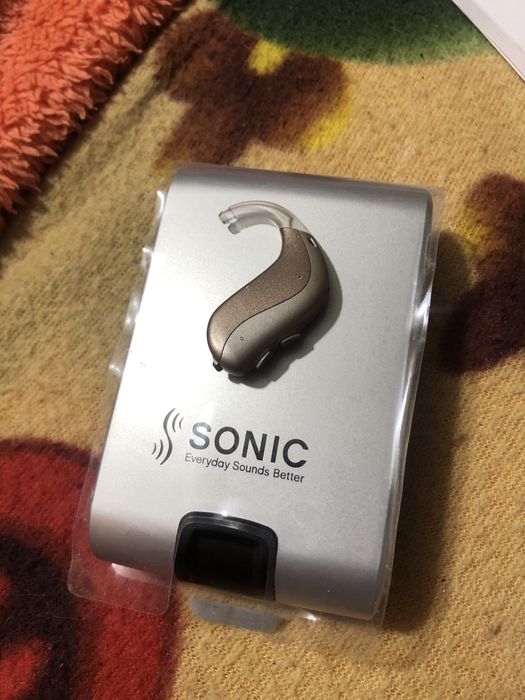 Слуховой аппарат 2шт. В робочем отличном состоянии, практически новый